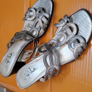 Gold Life Stride heel